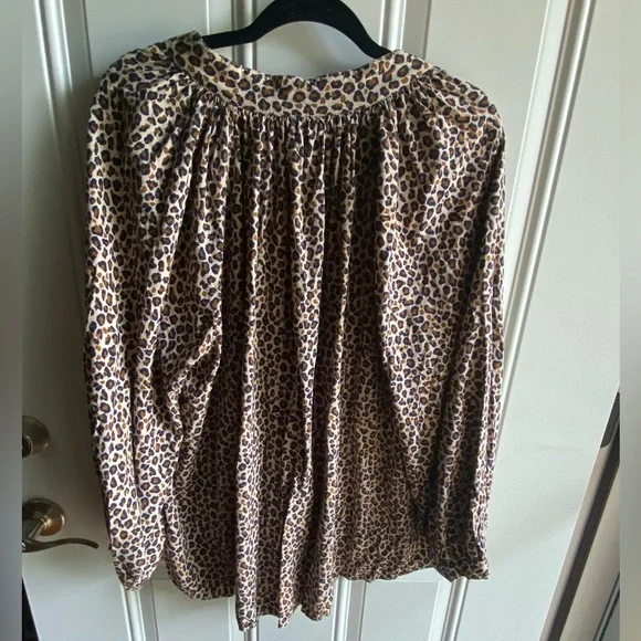 Crown & Ivy 2X Womens Navy And Brown Animal Print Long Sleeve Blouse Neck Tie - Picture 3 of 6